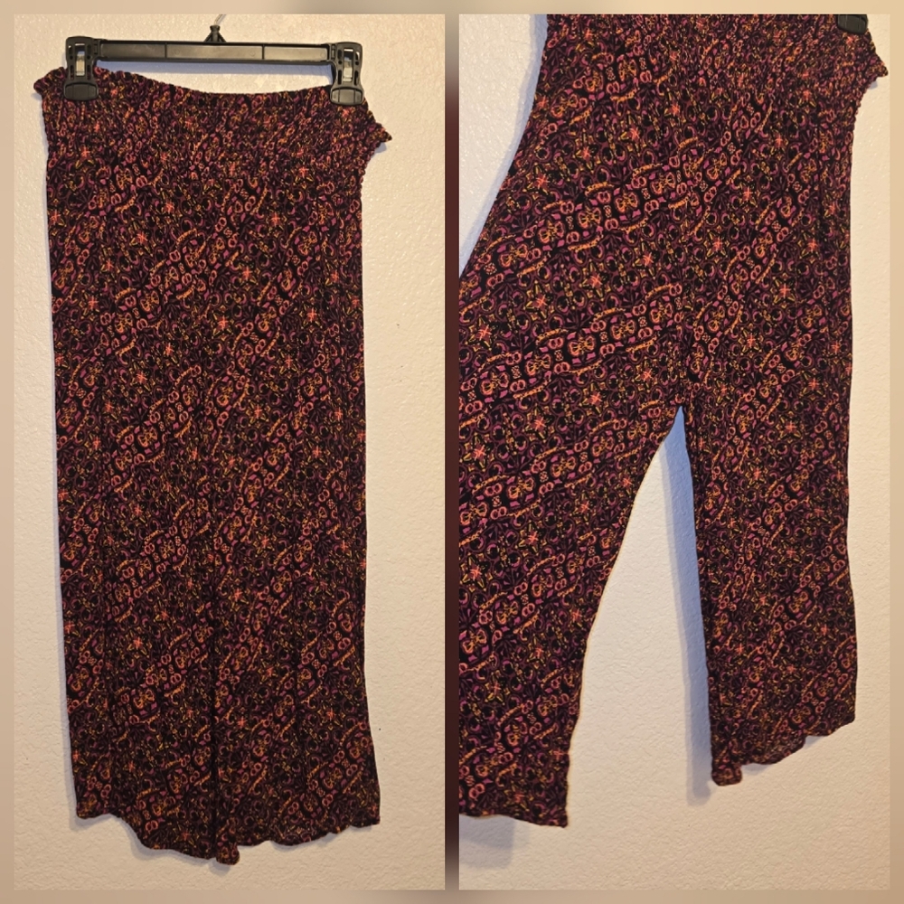 Mossimo medium 100% rayon boho slit side cropped pants